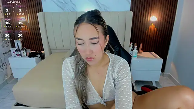 CAMILAGRAY online show from 05/29/26, 12:25