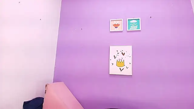 Snapshot of veronica_sinner_ chatting on 02/07/25, 02:58 veronica sinner  online show from 02/07/25, 02:58