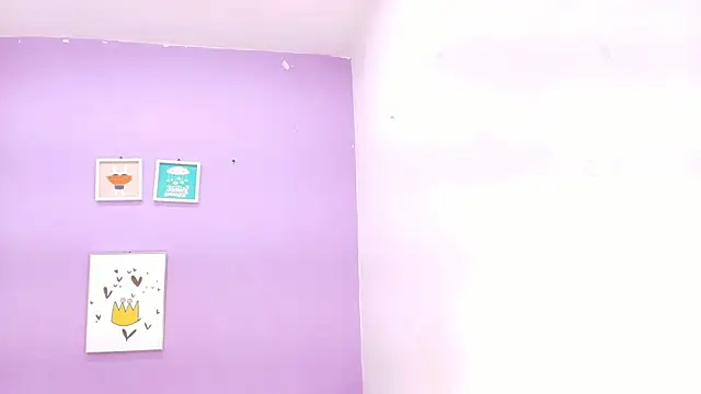 Snapshot of veronica_sinner_ chatting on 02/11/25, 11:54 veronica sinner  online show from 02/11/25, 11:54