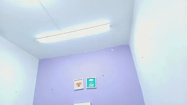 Snapshot of veronica_sinner_ chatting on 02/20/25, 11:53 veronica sinner  online show from 02/20/25, 11:53