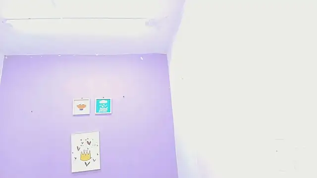 Snapshot of veronica_sinner_ chatting on 03/07/25, 12:01 veronica sinner  online show from 03/07/25, 12:01