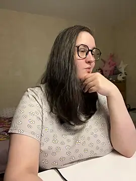 hungry1bunny online show from 12/09/24, 09:26