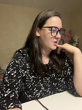 hungry1bunny online show from 12/30/24, 09:50