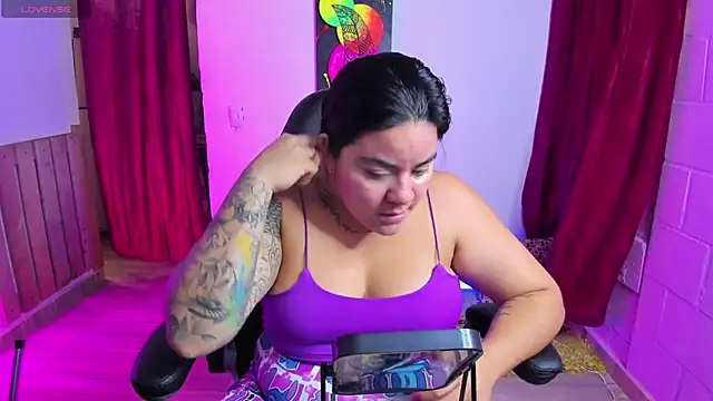 Sharon hils online show from 01/18/25, 02:23