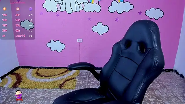 Snapshot of Sharon_hils chatting on 03/16/26, 06:34 Sharon hils online show from 03/16/26, 06:34