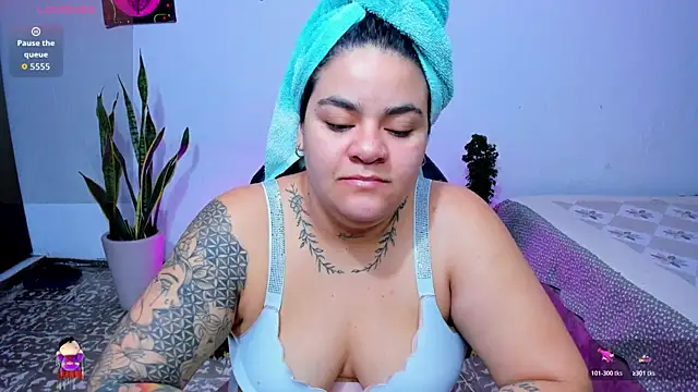 Sharon hils online show from 05/05/26, 02:25