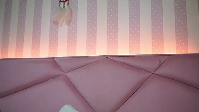 Snapshot of SabrinaHope chatting on 03/06/25, 03:13 SabrinaHope online show from 03/06/25, 03:13