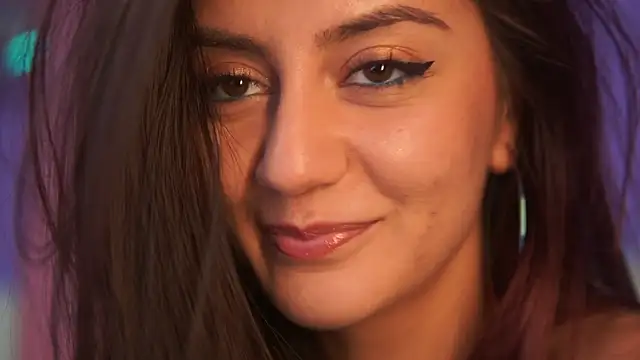 Snapshot of SabrinaHope chatting on 10/27/25, 08:46 SabrinaHope online show from 10/27/25, 08:46