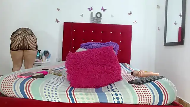 kattysex74 online show from 09/24/25, 03:04