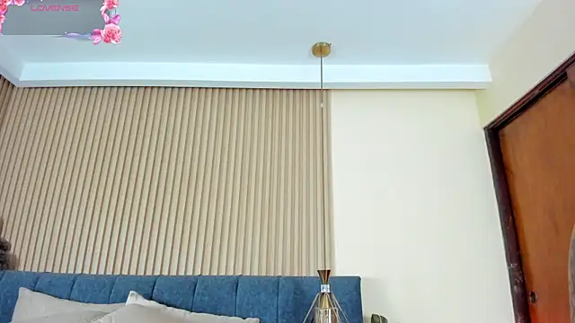 kathecute   online show from 05/07/26, 01:44