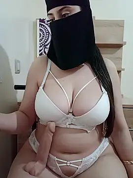 Arabic-Rose online show from 10/31/25, 11:11