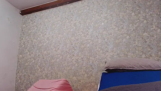 nicol f online show from 09/11/25, 07:14