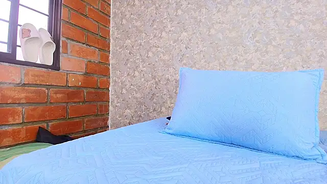 nicol f online show from 10/29/25, 07:15