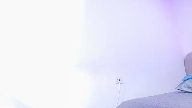 Snapshot of nicol_f chatting on 02/06/26, 03:11 nicol f online show from 02/06/26, 03:11