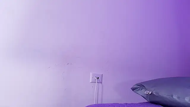 Snapshot of nicol_f chatting on 02/21/26, 03:07 nicol f online show from 02/21/26, 03:07