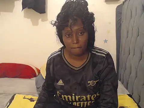 Snapshot of Ebonymercy chatting on 04/17/26, 08:12 Ebonymercy online show from 04/17/26, 08:12