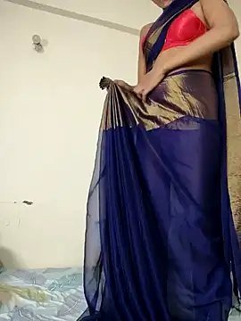 Snapshot of Raat_ki_rani_ chatting on 12/28/24, 05:02 Raat ki rani  online show from 12/28/24, 05:02