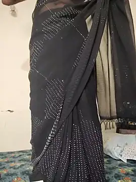 Snapshot of Raat_ki_rani_ chatting on 03/13/25, 02:44 Raat ki rani  online show from 03/13/25, 02:44