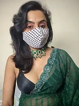 Snapshot of Raat_ki_rani_ chatting on 03/18/25, 03:53 Raat ki rani  online show from 03/18/25, 03:53