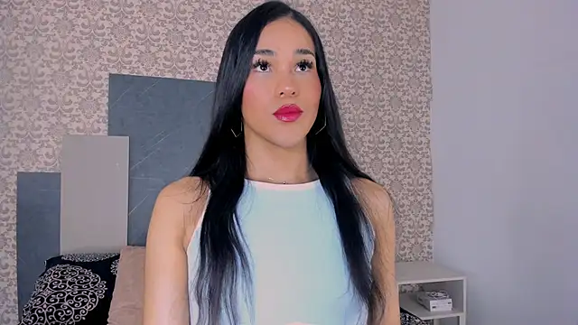 Isa Little Star online show from 10/14/25, 03:13