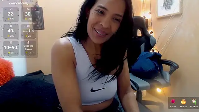 scarlet-foox online show from 11/02/25, 03:36