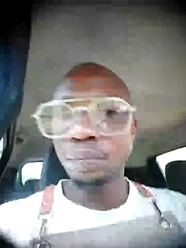 Snapshot of TheeRealShow chatting on 02/07/26, 11:47 TheeRealShow online show from 02/07/26, 11:47