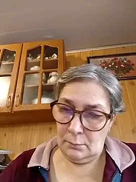 Snapshot of IrinaSweet54 chatting on 01/05/25, 12:10 IrinaSweet54 online show from 01/05/25, 12:10
