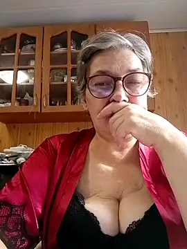 Snapshot of IrinaSweet54 chatting on 10/01/25, 09:04 IrinaSweet54 online show from 10/01/25, 09:04