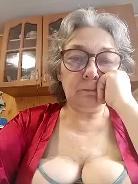 IrinaSweet54 online show from 06/03/26, 08:17