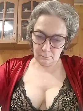 IrinaSweet54 online show from 06/06/26, 08:41