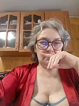 IrinaSweet54 online show from 06/14/26, 08:27