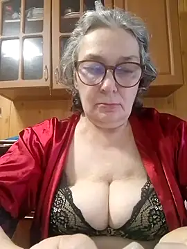 IrinaSweet54 online show from 06/24/26, 08:35