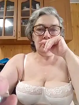 IrinaSweet54 online show from 06/27/26, 09:58