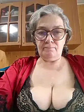 IrinaSweet54 online show from 06/28/26, 09:04