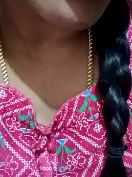 Snapshot of Ambika01 chatting on 01/06/25, 01:52 Ambika01 online show from 01/06/25, 01:52