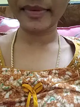 Snapshot of Ambika01 chatting on 01/08/25, 01:41 Ambika01 online show from 01/08/25, 01:41