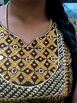 Snapshot of Ambika01 chatting on 03/04/25, 01:59 Ambika01 online show from 03/04/25, 01:59