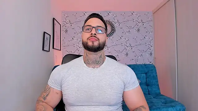 Snapshot of max_dic1 chatting on 03/28/26, 01:11 max dic1 online show from 03/28/26, 01:11