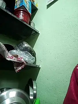 Snapshot of anusiya01 chatting on 01/06/25, 02:26 anusiya01 online show from 01/06/25, 02:26