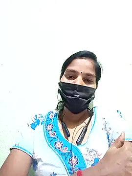 Snapshot of anusiya01 chatting on 01/29/25, 04:41 anusiya01 online show from 01/29/25, 04:41