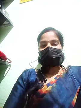 Snapshot of anusiya01 chatting on 09/22/25, 06:32 anusiya01 online show from 09/22/25, 06:32