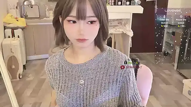 Snapshot of -XunMengLong- chatting on 12/10/24, 06:06 -XunMengLong- online show from 12/10/24, 06:06