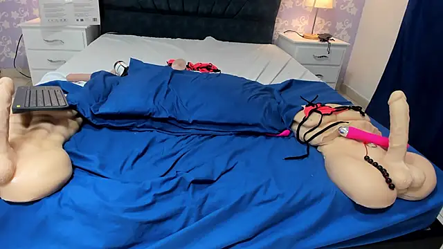 Snapshot of BritneySweet_ chatting on 02/12/25, 10:37 BritneySweet online show from 02/12/25, 10:37