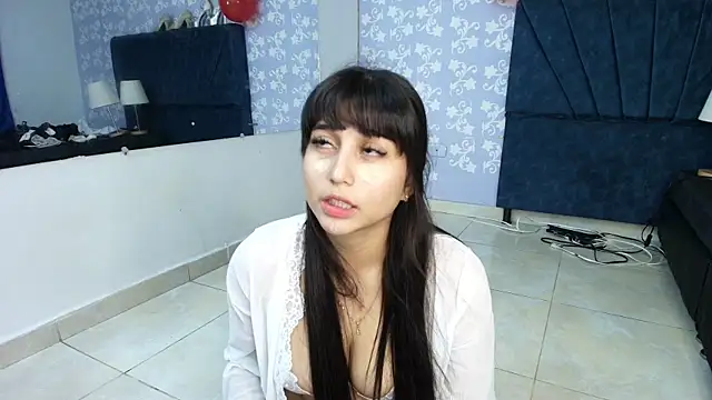 Snapshot of BritneySweet_ chatting on 06/18/26, 09:41 BritneySweet online show from 06/18/26, 09:41