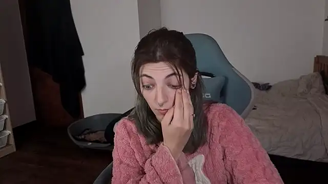 Snapshot of Nixxy_naughty chatting on 01/10/26, 10:14 Nixxy naughty online show from 01/10/26, 10:14