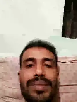Snapshot of MDROBEL007 chatting on 01/21/25, 01:11 MDROBEL007 online show from 01/21/25, 01:11