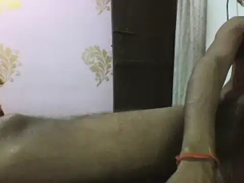 Snapshot of Desi_GfBf chatting on 02/27/25, 04:09 Desi GfBf online show from 02/27/25, 04:09