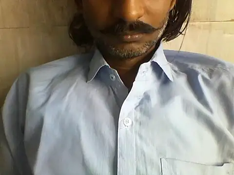 Snapshot of Desi_GfBf chatting on 10/22/25, 05:52 Desi GfBf online show from 10/22/25, 05:52