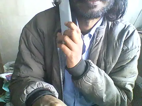 Snapshot of Desi_GfBf chatting on 11/17/25, 06:08 Desi GfBf online show from 11/17/25, 06:08