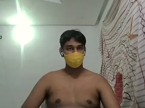 Snapshot of brownguy1234 chatting on 12/21/24, 12:27 brownguy1234 online show from 12/21/24, 12:27